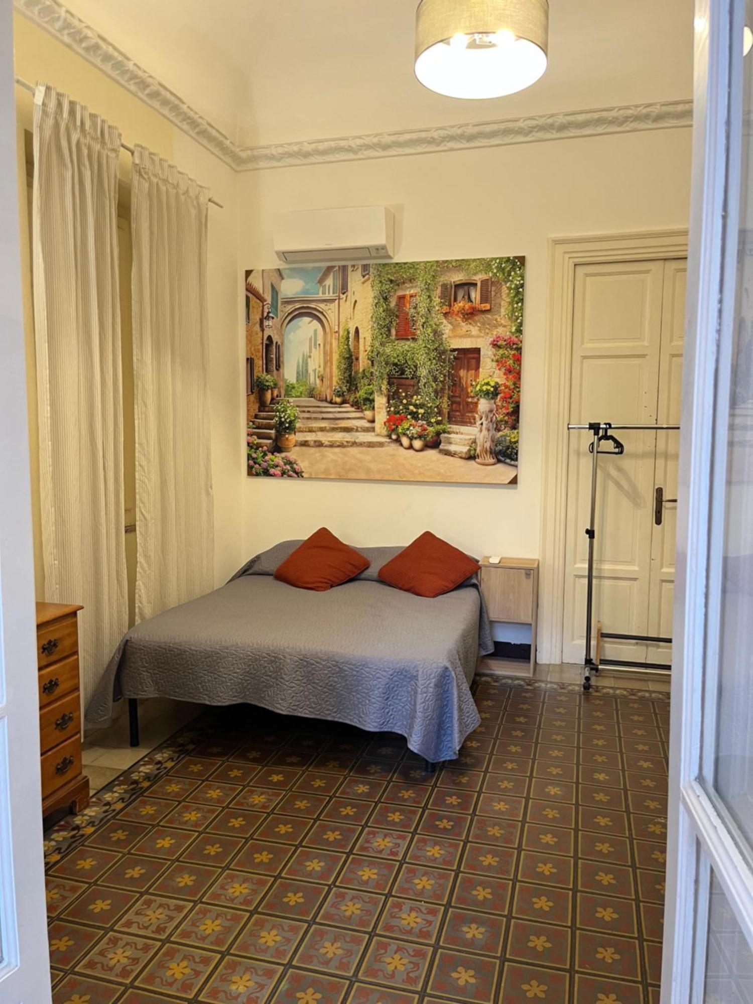 Nowhere Rooms — Foto 3